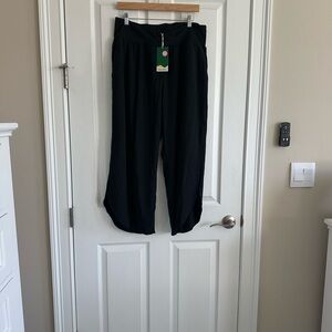 HALARA Wide-Leg Pants NWT